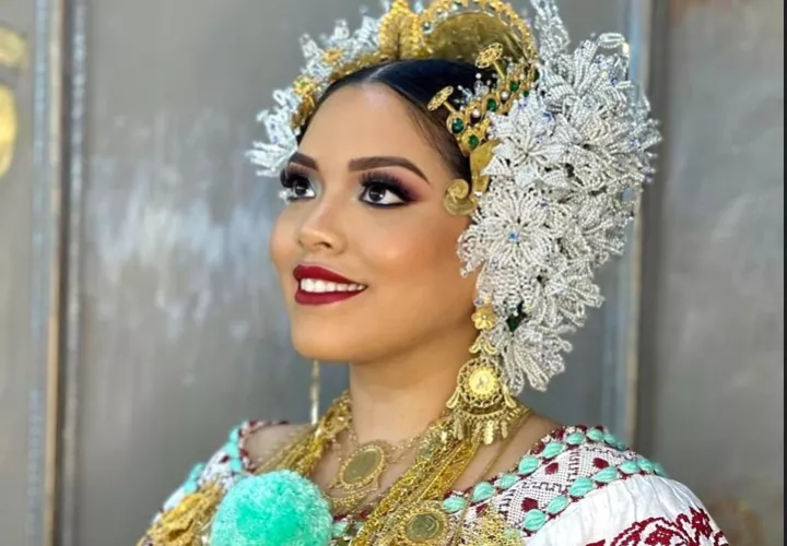 Karla Sofía Rodríguez Chanis, reina de Calle Abajo de La Palma. Cortesía