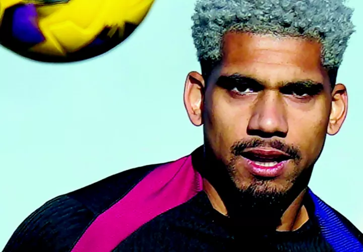 El jugador del FC Barcelona Ronald Araujo durante el entrenamiento.