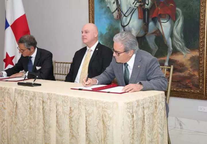 El Organismo de Energía Atómica y el Minsa firmaron Memorando de Entendimiento.