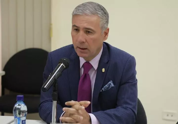 Magistrado Olmedo Arrocha.