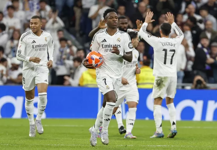 Vinícius Jr. lució muy mal ante el Arsenal.