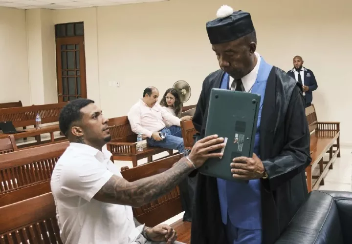 Wander Franco (izq.).