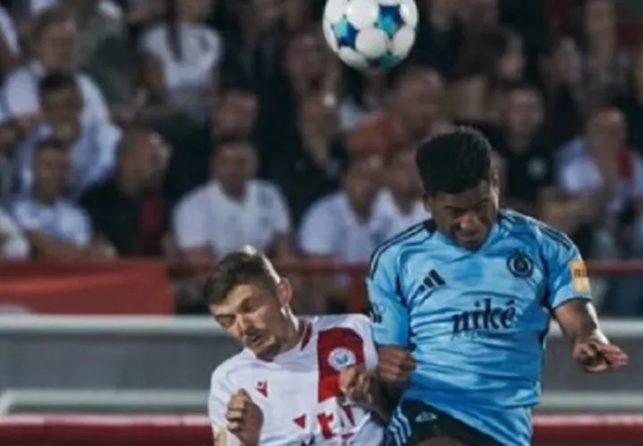 César Blackman durante el partido.