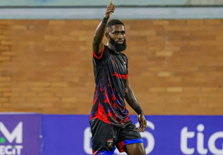 Everardo Rose, delantero del Plaza Amador.