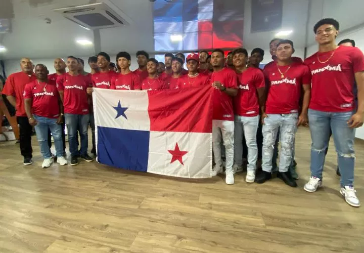 La Selección sub-18 de Béisbol de Panamá fue presentada ayer ante los medios de comunicación.