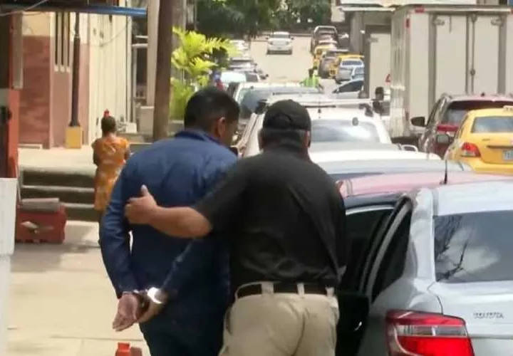 Luis Oliva fue aprehendido el miércoles.