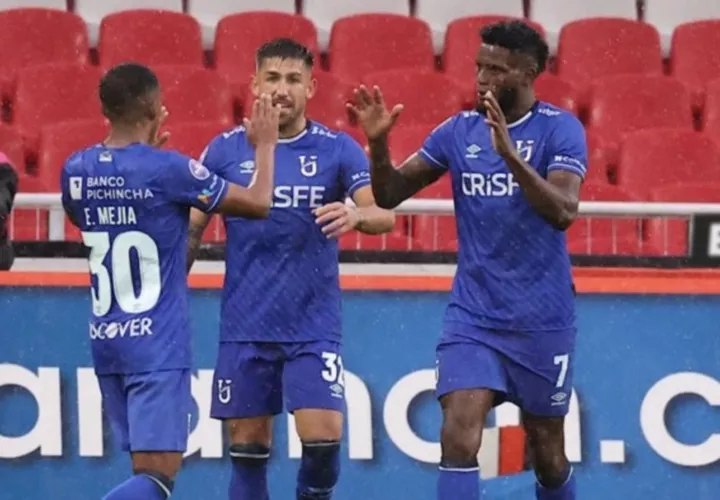 José Fajardo (der.).