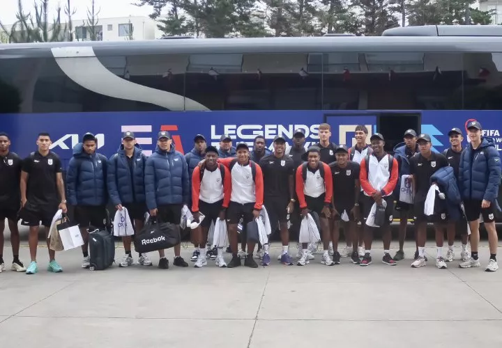 La Selección Sub-20 de Panamá a su llegada a la ciudad de Viña del Mar, donde estará alojada en la fase de grupos del mundial.