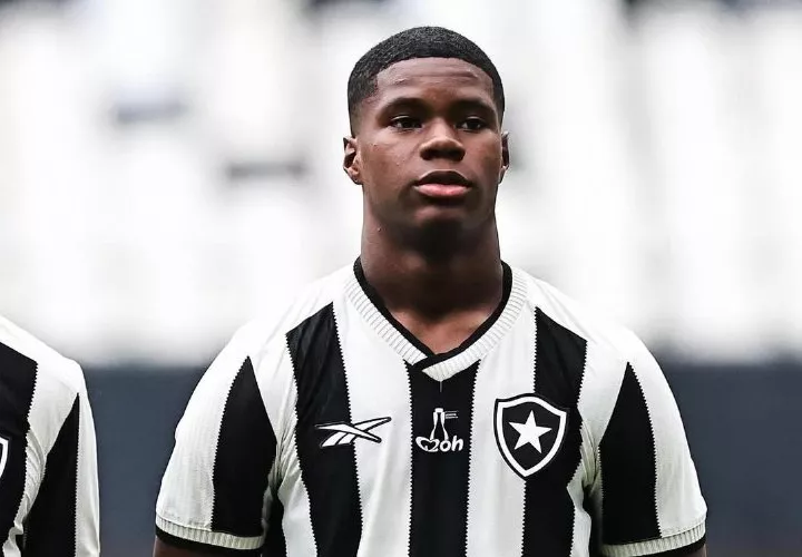 Panameño Kadir Barría.