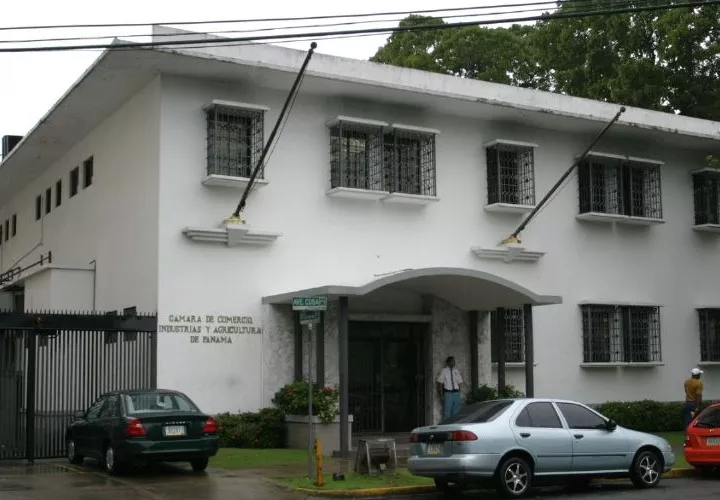 Sede de la Cámara de Comercio.