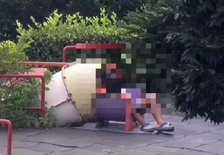 En la Cinta Costera, varios han sido pillados teniendo sexo.