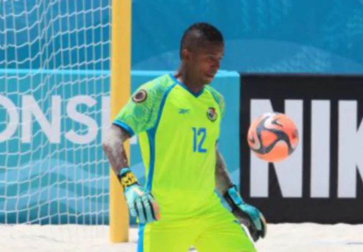 Jaime Londoño, portero del fútbol playa.