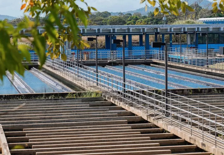 El Idaan sustentó los fondos ante la Asamblea.