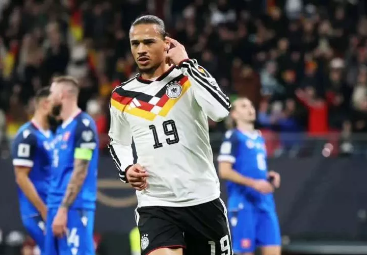 Leroy Sané anotó dos goles.