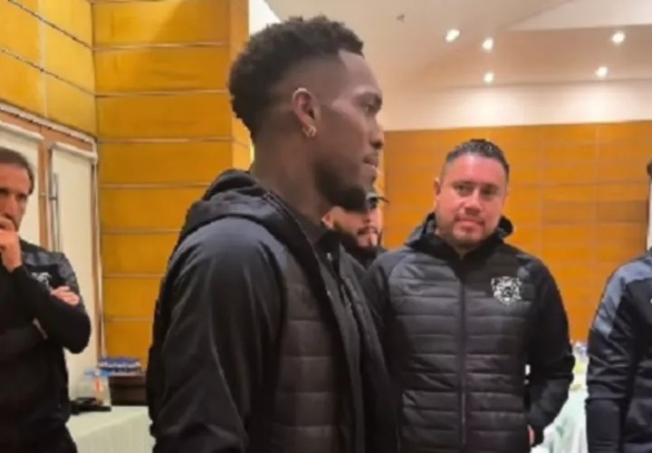 José Luis Rodríguez recibió un homenaje de su equipo Juárez FC.