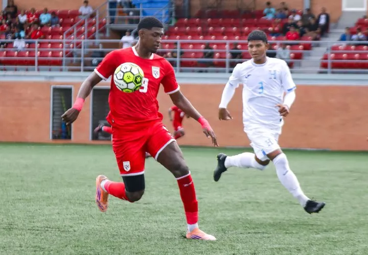Josué Vergara anotó el primer gol de Panamá en el encuentro ante Honduras que se realizó en el COS Sports Plaza.