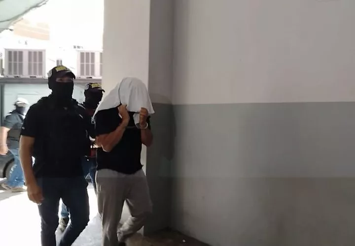 Jueza ve riesgo de fuga por parte de Brands.