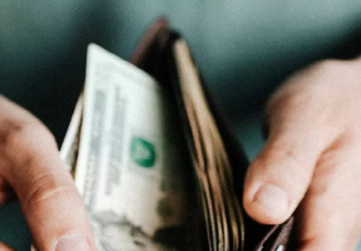 Según Mitradel, los nuevos ajustes beneficiarán "a más de 400.000 trabajadores".