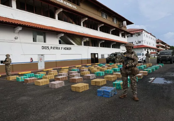 Panamá decomisa más de 3 toneladas de droga en muelle de Colón
