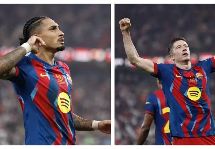 El brasileño Raphinha, con doblete, (izq.) y el polaco Robert Lewandowski, anotaron los goles del Barcelona que le dieron el título.