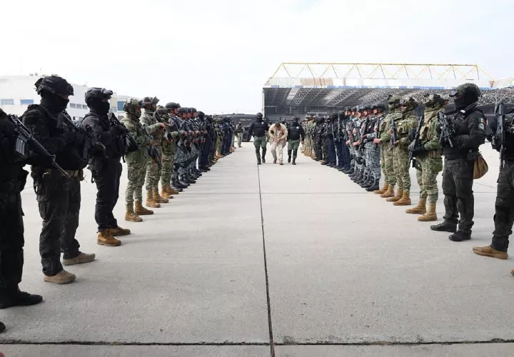 El operativo del traslado de 37 presos desde la Ciudad de México.