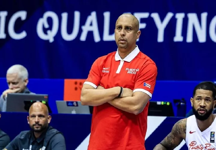 El puertorriqueño Nelson Colón asumió el reto de dirigir a la Selección de Panamá.