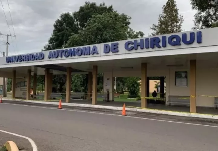 Funcionarios no han podido cobrar sus quincenas.