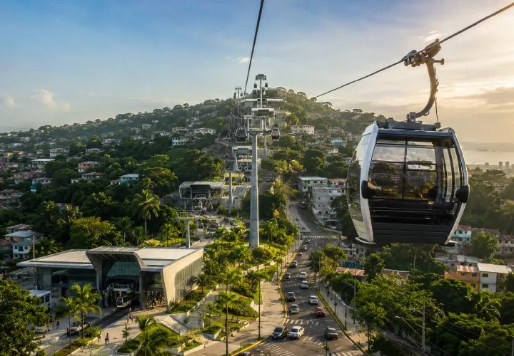 La línea tres del Metro de Panamá está planeada para iniciar operaciones en el 2028.