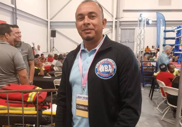 Alexs Marín, oficial panameño de la AMB.