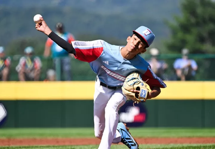 Obed Fuentes, pitcher de Panamá.