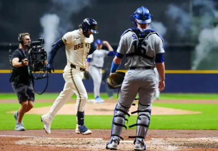 Los Cerveceros dominan la serie 2-0.