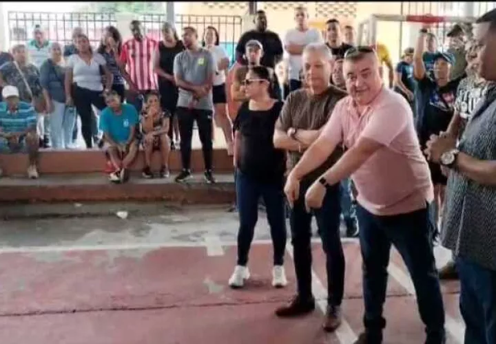 Reunión comunitaria.