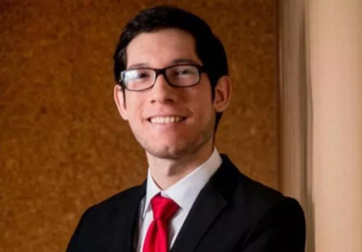 Gabriel Cajiga Saldaña , director encargado del Ifarhu.