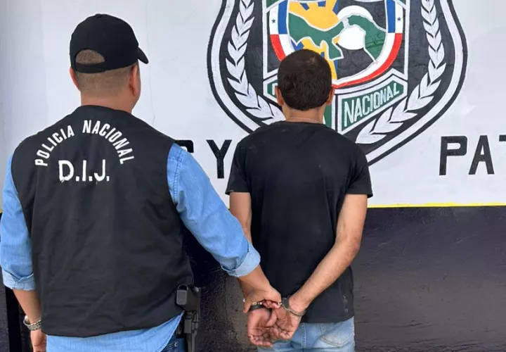 El sujeto fue remitido a órdenes del Ministerio Público para su debido proceso judicial. Foto: PN