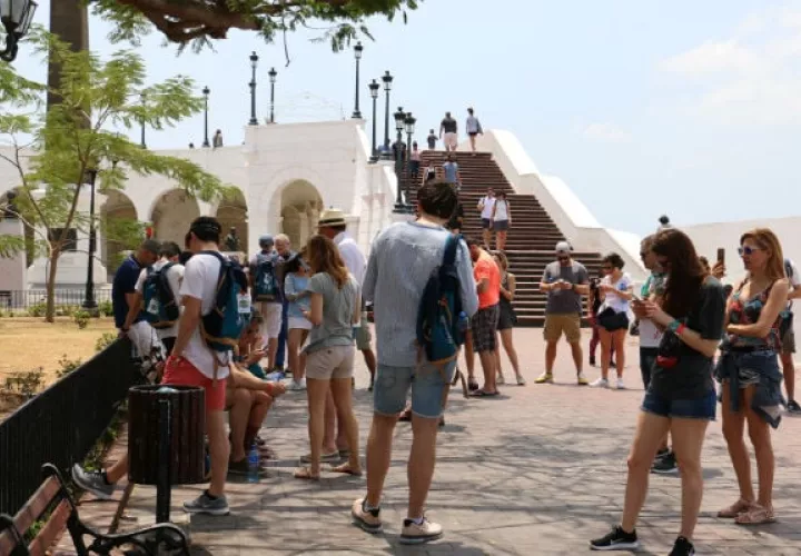 Turistas en el Casco Antiguo.