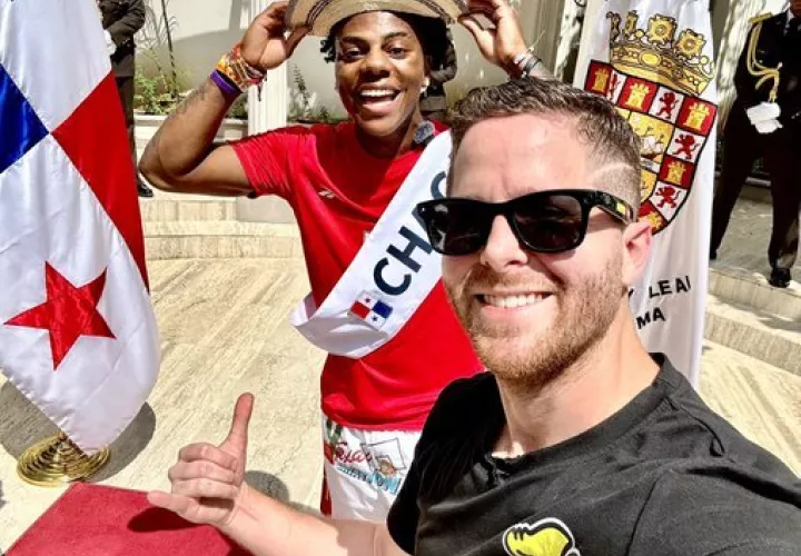 ‘iShowSpeed’  junto al alcalde Mayer Mizrachi.