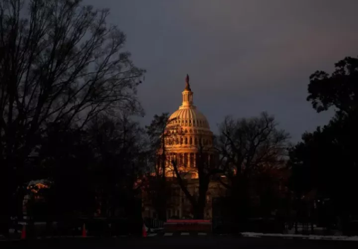 Vista de la cúpula del Capitolio, en Washington. Foto: EFE