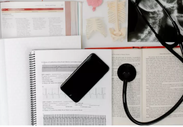 Los congresos médicos atraen a cientos de profesionales e investigadores de la salud de todo el mundo. Foto: Pexels