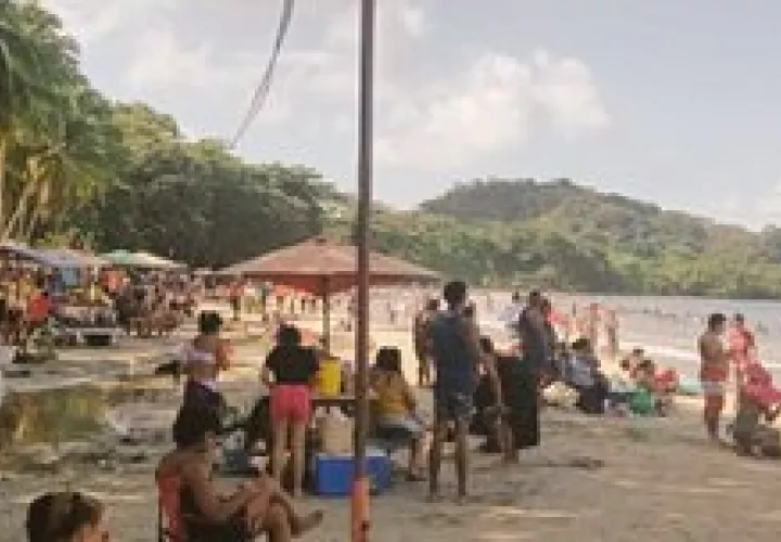 Los panameños aprovechan el verano para ir a las playas y ríos.  (Foto:Ilustrativa)