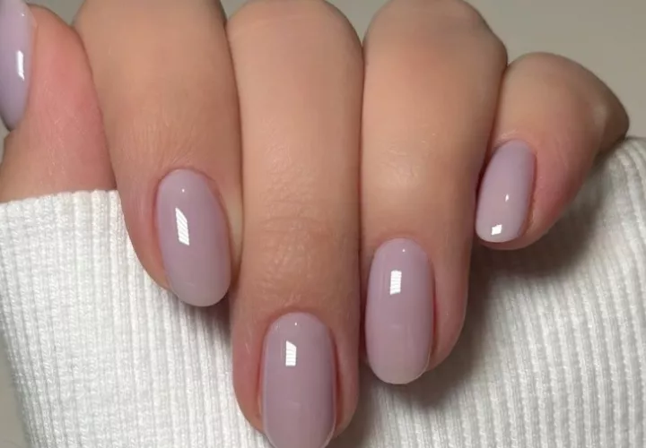 Se pueden lucir en colores nude, rosas, blancas o transparentes. Foto: Pexels