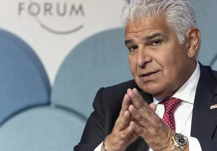 Mulino brinda declaraciones en medio de Foro Económico en Davos, Suiza.  (Foto:Efe)