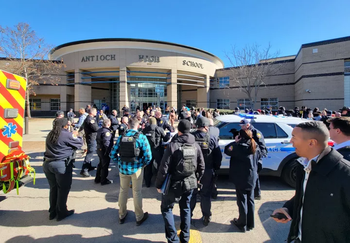 tiroteo, Nashville, tres heridos, agresor, EEUU, peligroso, colegio