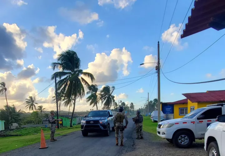 Se mantiene un fuerte operativo en la Costa Arriba en busca de los asesinos. (Foto: Ilustrativa)