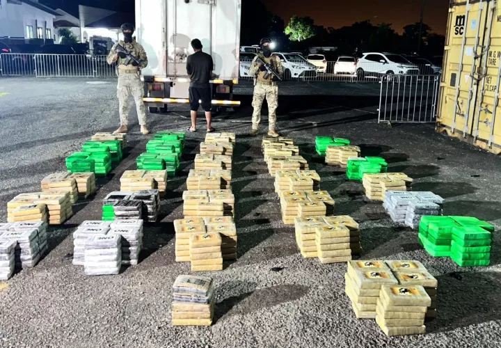 Los paquetes de droga decomisados.