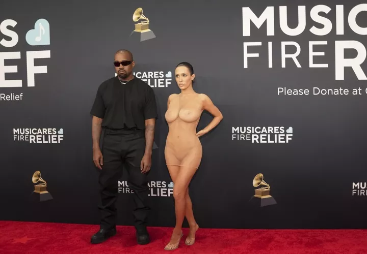 Kanye West, esposa, Bianca Censori, Grammy, expulsados