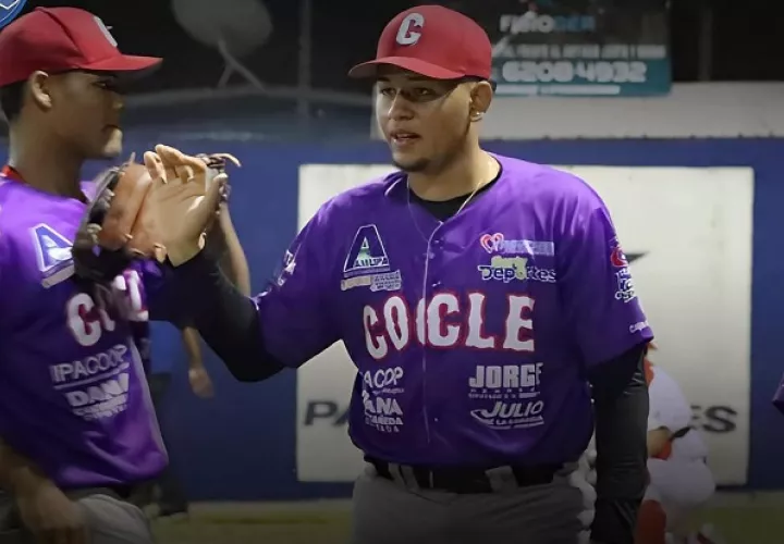 El equipo de Coclé es el actual campeón de la categoría. Foto: Fedebeis