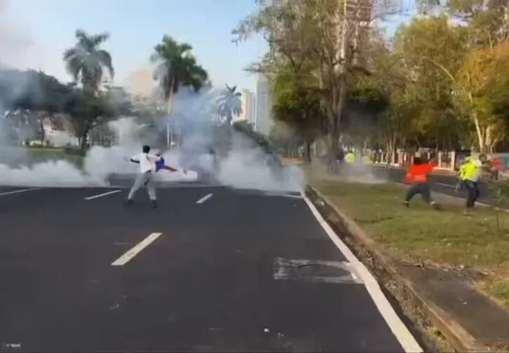 Zona de combate entre Suntracs y Policía Nacional.