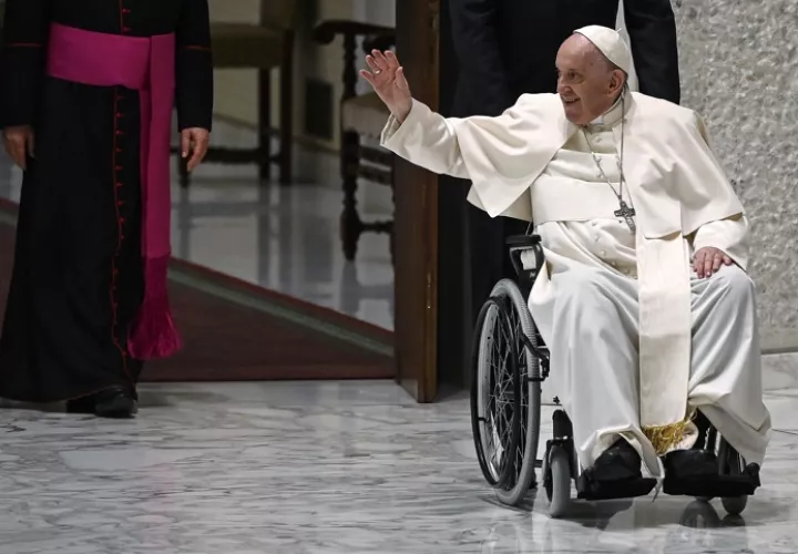 María, niña, padeció, neumonía, papa Francisco, le escribió carta