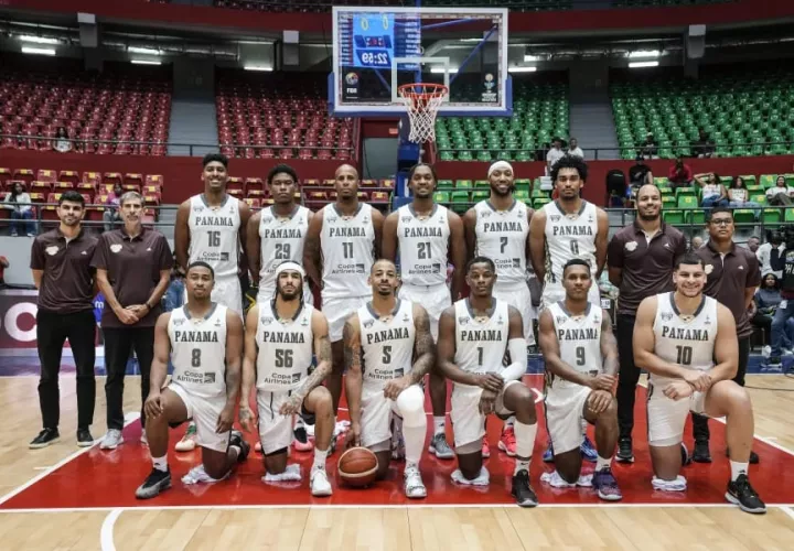 El quinteto nacional de Panamá. /Foto: Fepaba
