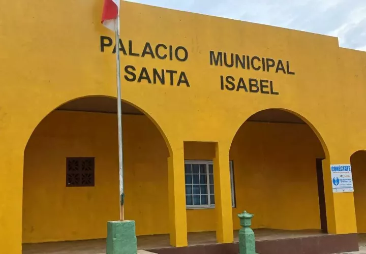 Palacio Municipal de Santa Isabel.